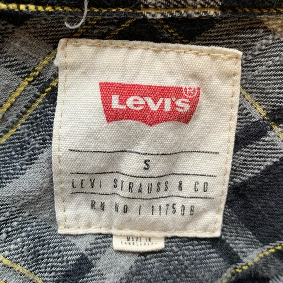Levi’s cotton flannel shirt size small - Picture 8 of 8